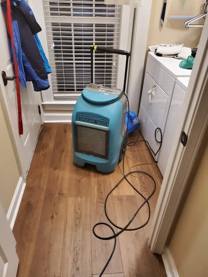 Commercial dehumidifier deployed for Crawl Space Restoration in Kahaluu-Keauhou